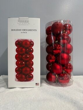 Red Holiday Ornament Set - 24 Pack